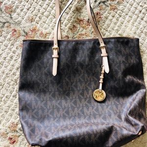 Michael Kors large tote purse